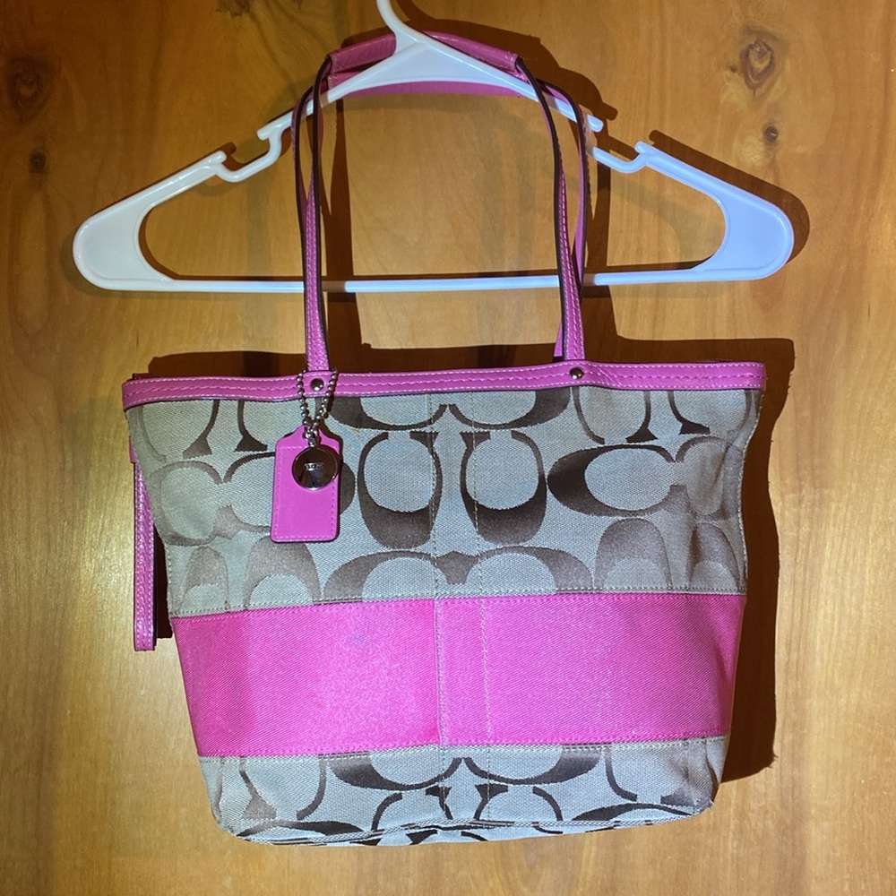 Coach Purse - Picture 4 of 15
